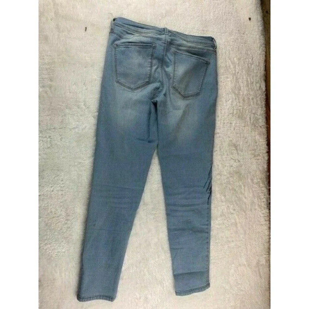 Black Daisy Juniors Jeans Size 5 27 Light Wash Jamie Relaxed Skinny Button Fly - Picture 3 of 6
